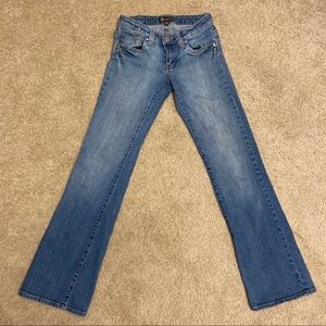 Bootcut Jeans